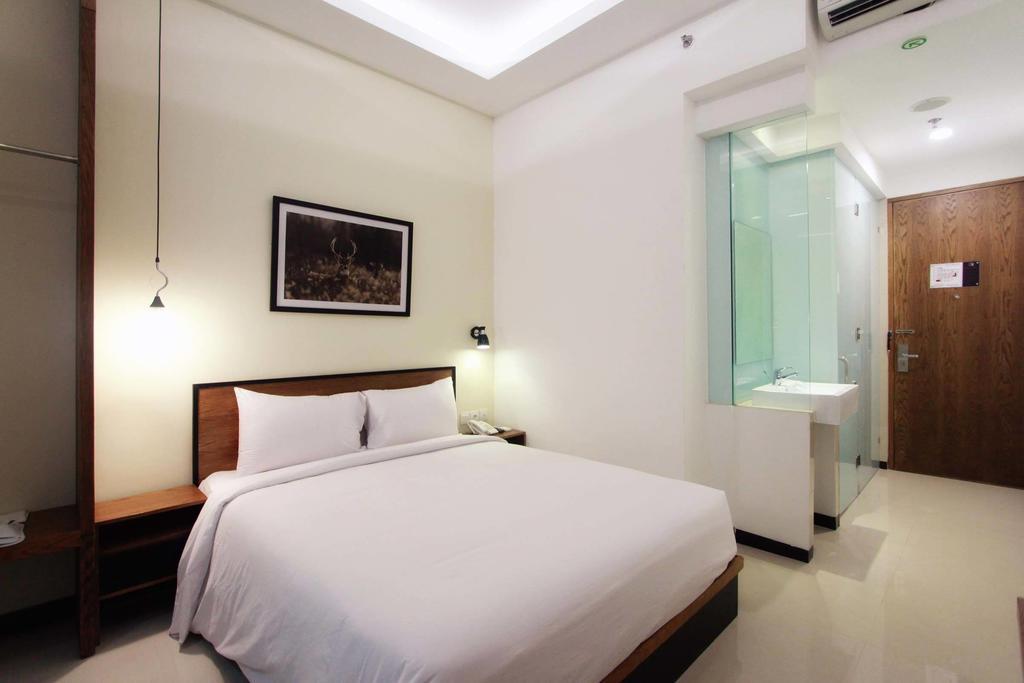 Hotel Shiro I Shika Jakarta Room photo
