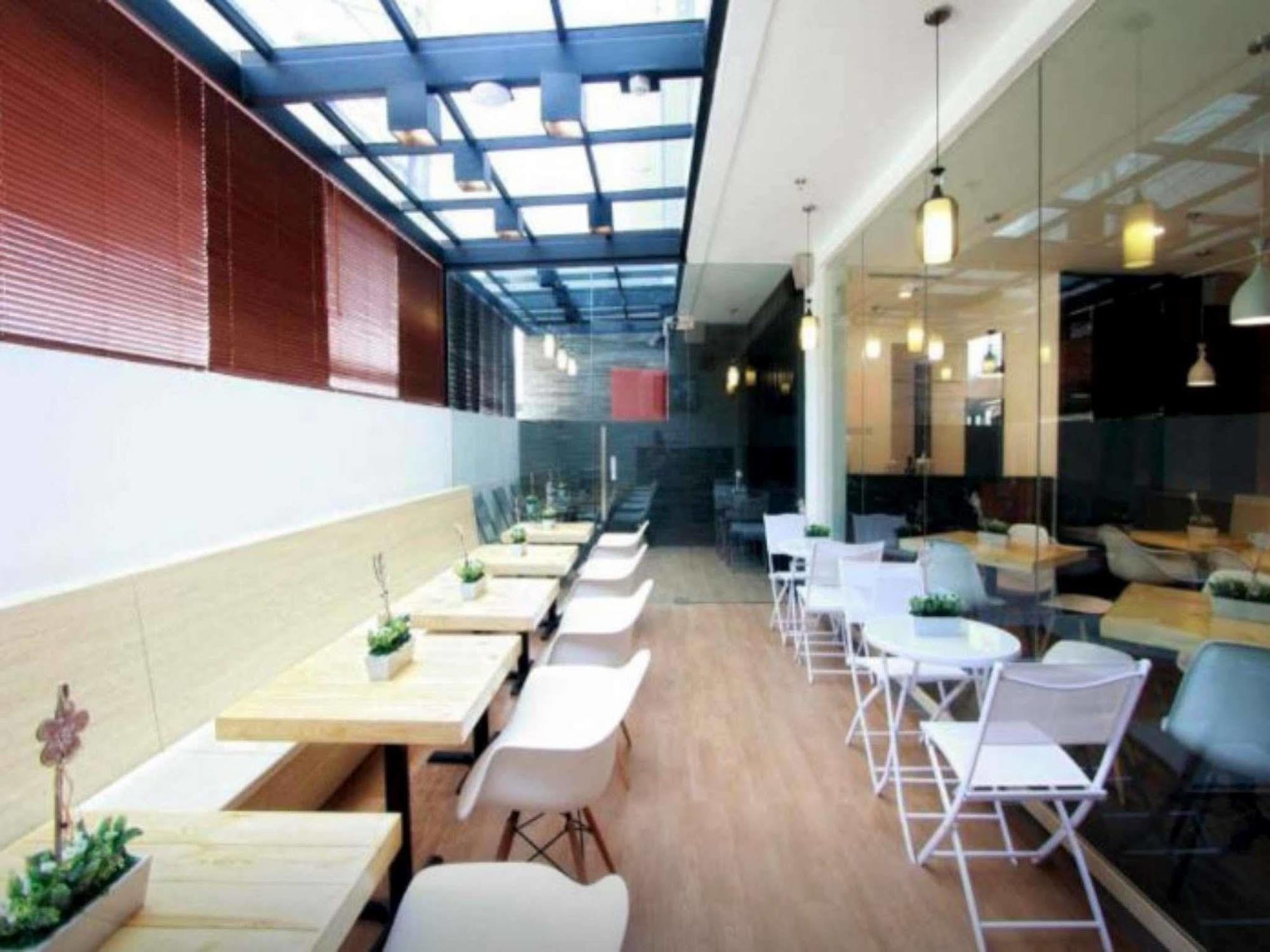 Hotel Shiro I Shika Jakarta Exterior photo